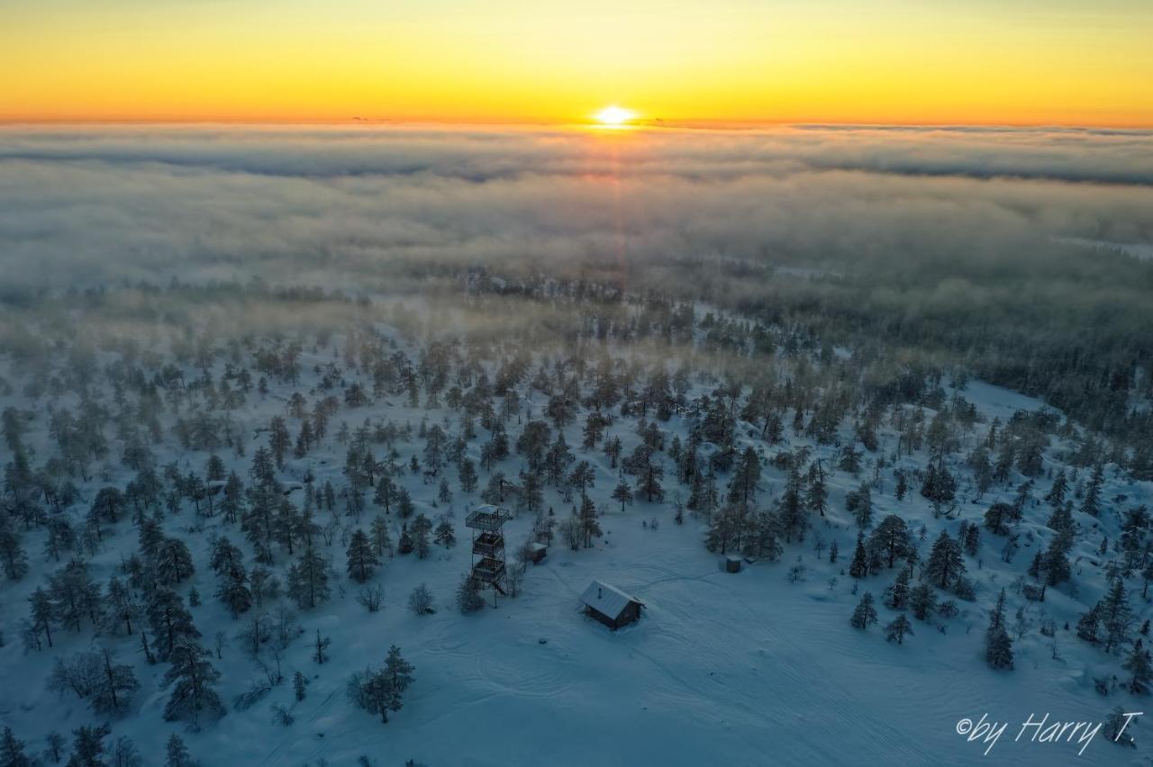 Old Pine Husky Resort Sompujarvi